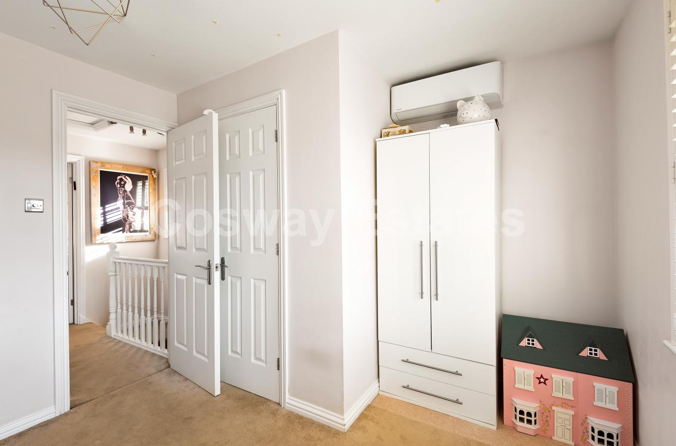 Colenso Drive, Mill Hill